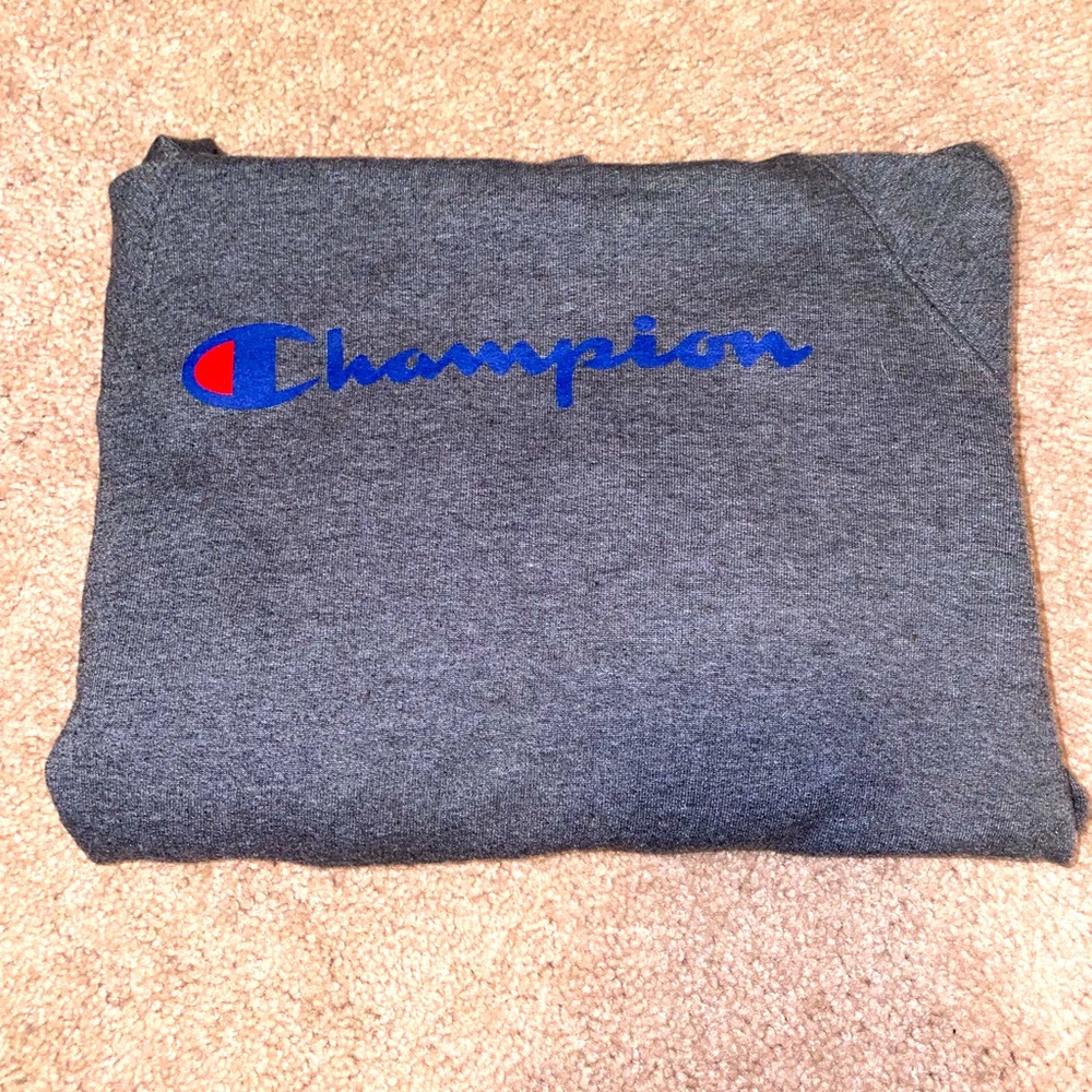 Women’s Champion hoodie size small!